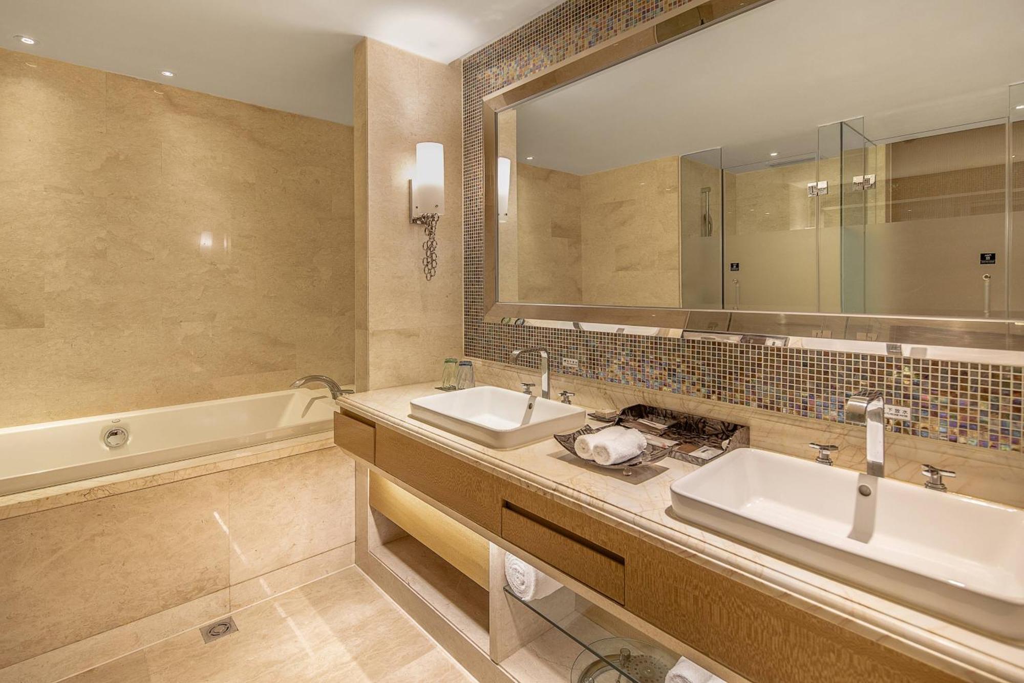 Renaissance Chengdu Hotel מראה חיצוני תמונה